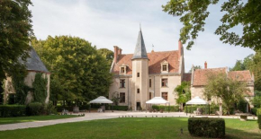  Château - Hôtel Le Sallay  Маньи-Кур